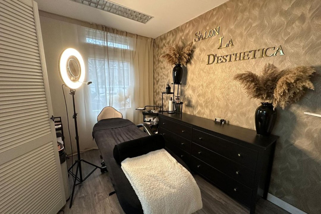 Salon La D'esthetica, Leyenburg, The Hague