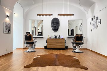 OH LALA Barbershop